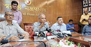 গজারিয়ায় পুলিশ ক্যাম্পে হামলার ঘটনায় দ্রুত ব্যবস্থা নেওয়া হবে: স্বরাষ্ট্র উপদেষ্টা