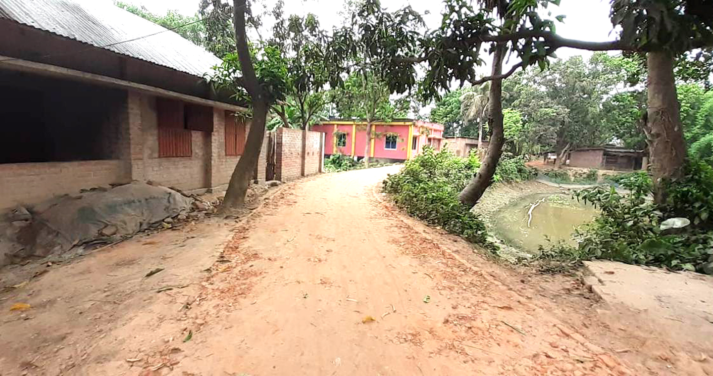 পবায় টিআর-কাবিখা-কাবিটা প্রকল্পের কাজে উন্নয়নের ছোঁয়া